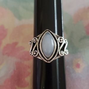 🔥5/$15🔥<--CLEARANCE!~RARE RING~PRETTY SETTING~